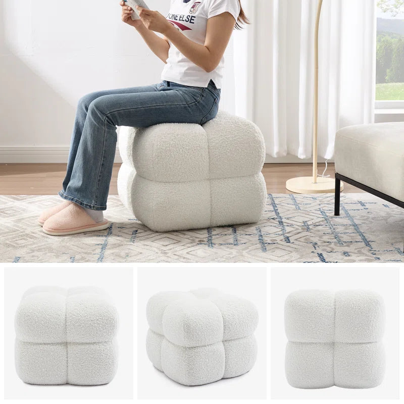 Robertas 20.9" Tufted Square Footstool Ottoman